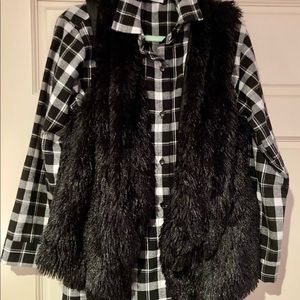 *New* Black plaid long flannel with a faux fur black vest.